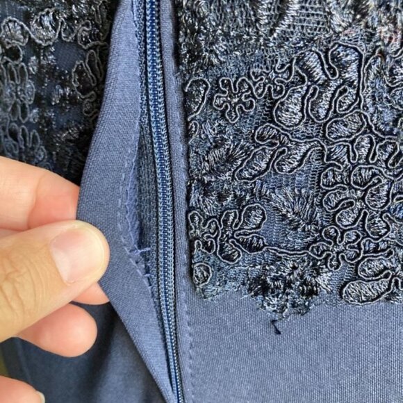 Long Navy Off the Shoulder Lace Prom Formal Dress US XS - Picture 7 of 7